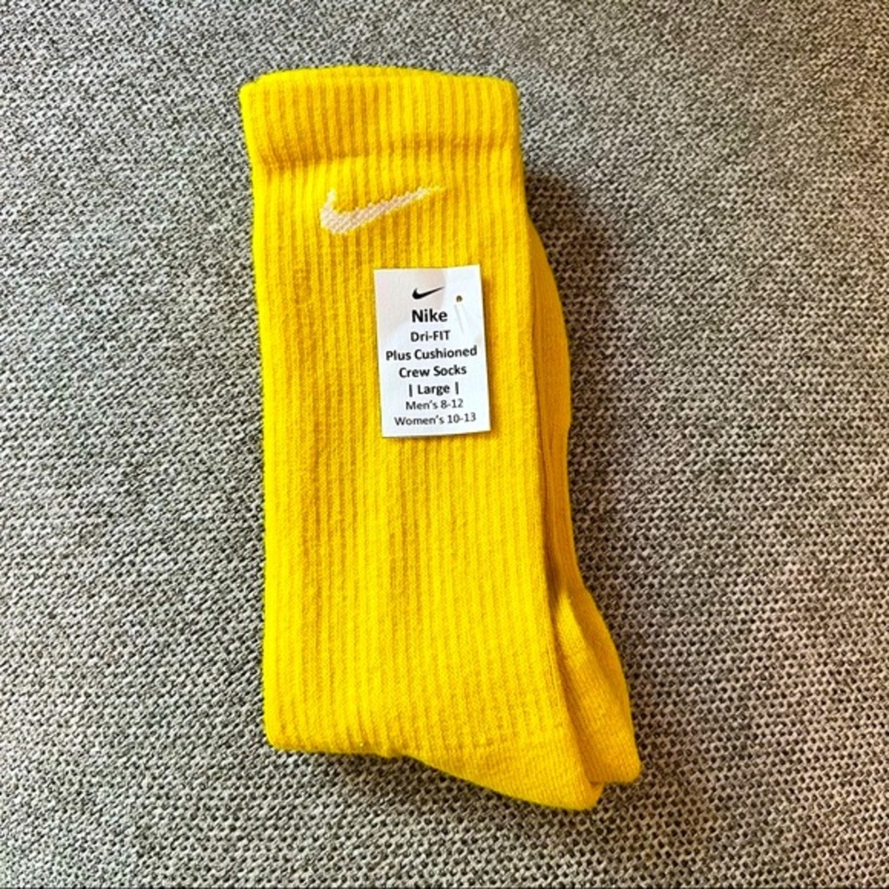 Nike Everyday Plus Cushioned Crew Socks